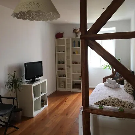 Apartman Campo De Ourique Cozy T1 *